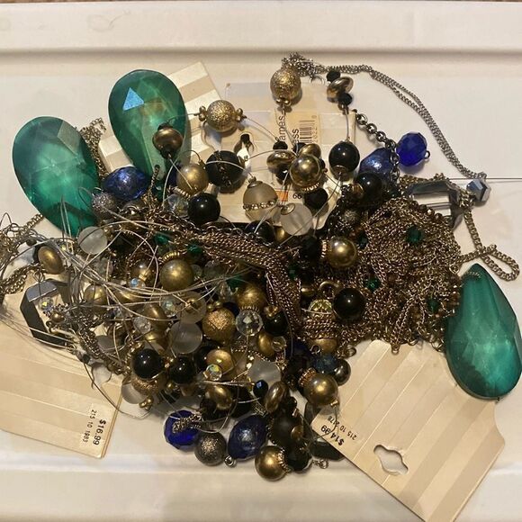 Lot of Gorgeous Beads for Jewelry Making Various Colors (as is) - Picture 6 of 6